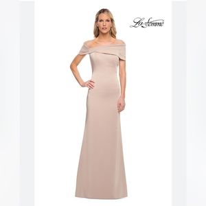 La Femme 29537 Off The Shoulder Jersey Gown Champagne Size 4